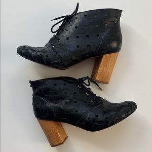 Nina Payne Black Woven Leather Lace-Up Bootie